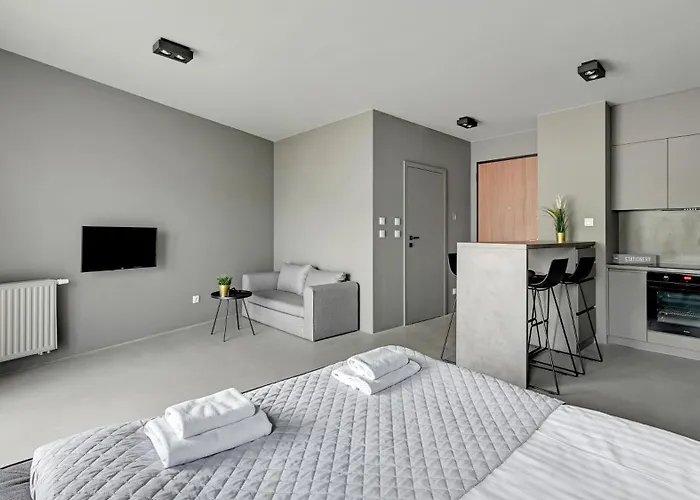 Riverside Sienna With Sauna, Sun & Snow Apartment *